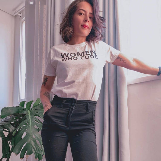 woman developer t shirt worn by @kellynvnd